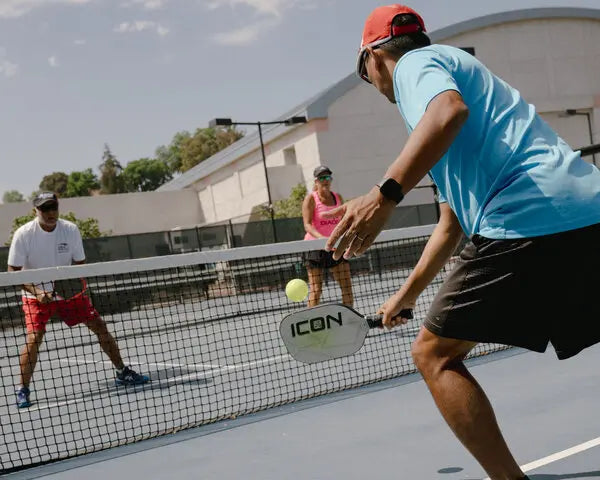 Quer Melhorar Sua Coordenação Motora e Agilidade? O Pickleball é a Atividade Perfeita para Você!